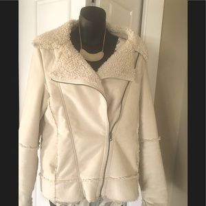 HP - Ivory faux shearling